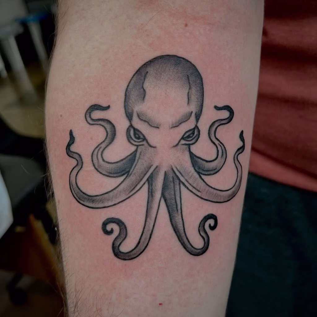 Simple Kraken Tattoo