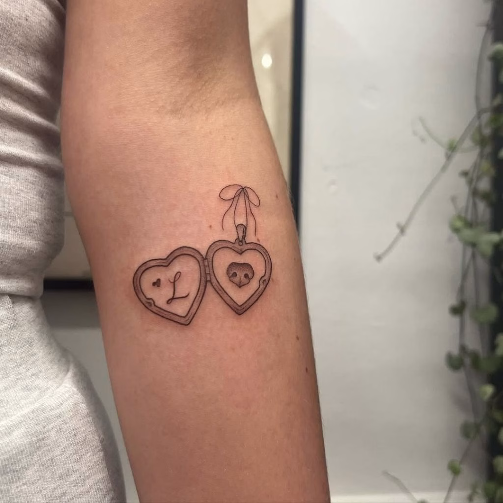 94+ Labrador Tattoo Designs for Men and Women with Meaning 11 Labrador tattoo in heart